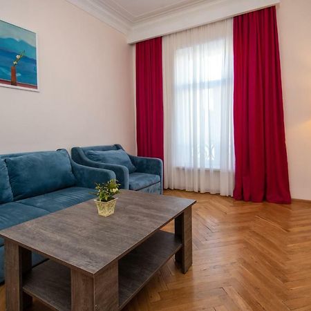 Gio'S Apartment Τυφλίδα Εξωτερικό φωτογραφία