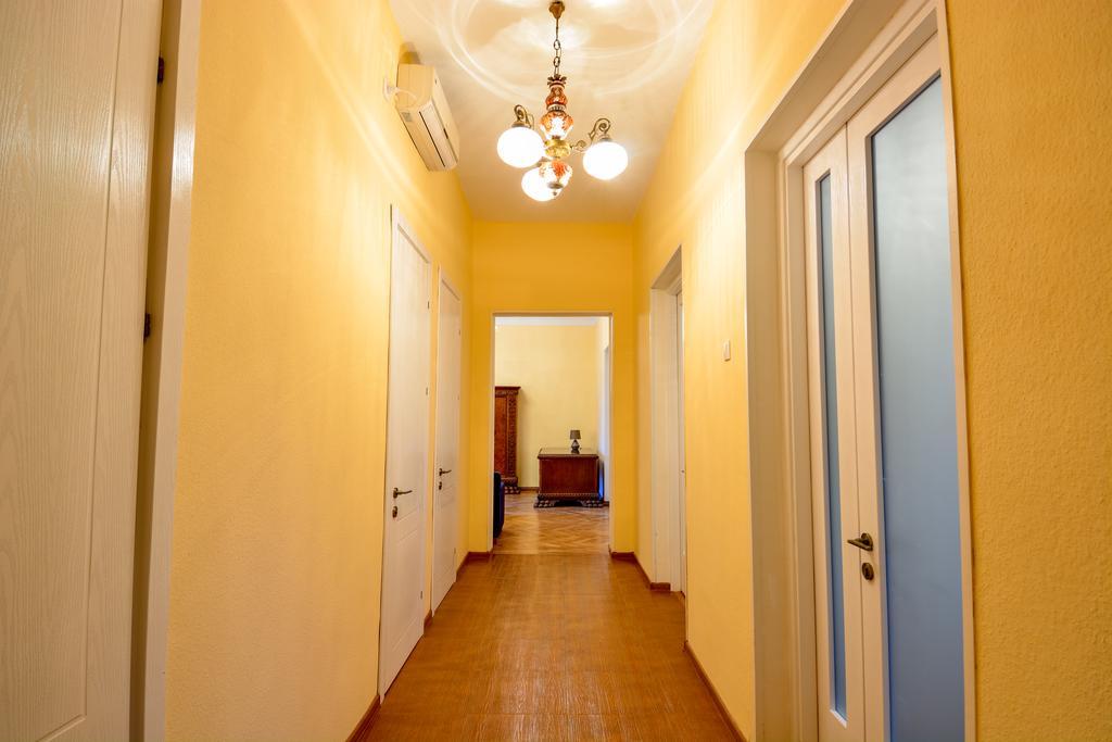 Gio'S Apartment Τυφλίδα Εξωτερικό φωτογραφία