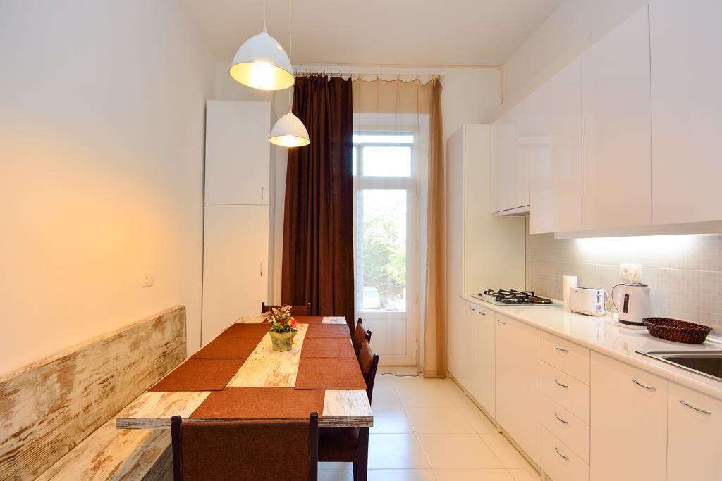 Gio'S Apartment Τυφλίδα Εξωτερικό φωτογραφία