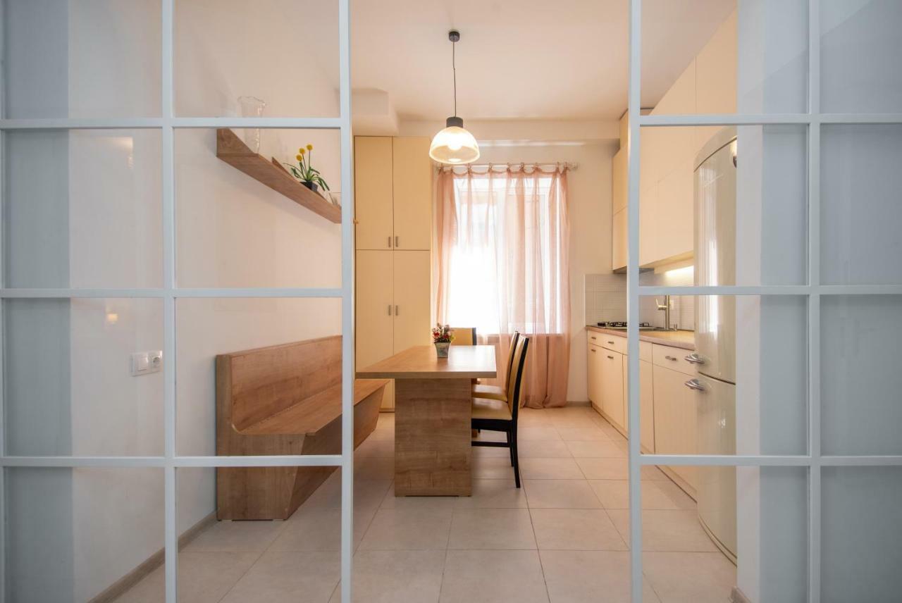 Gio'S Apartment Τυφλίδα Εξωτερικό φωτογραφία