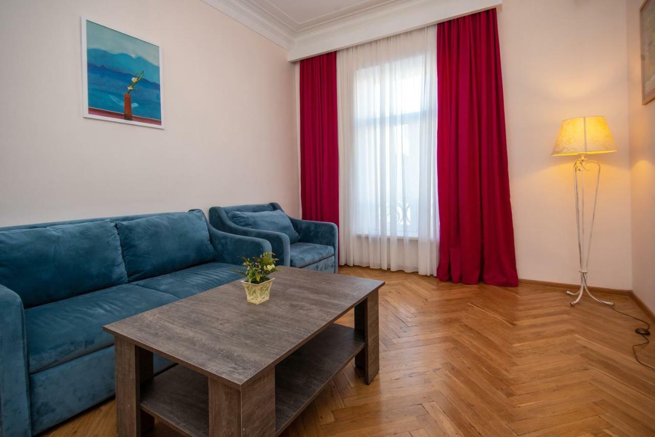 Gio'S Apartment Τυφλίδα Εξωτερικό φωτογραφία