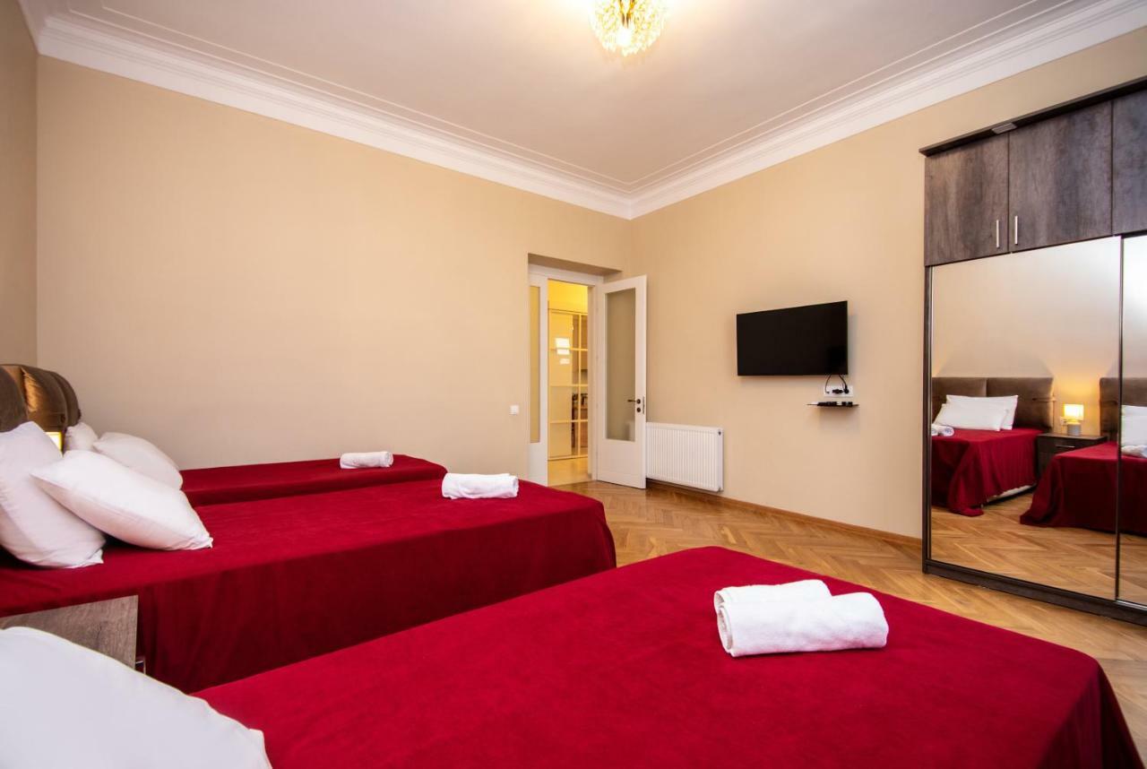 Gio'S Apartment Τυφλίδα Εξωτερικό φωτογραφία