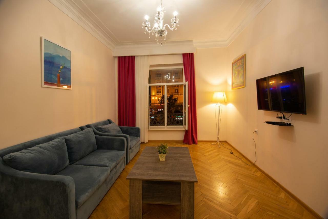Gio'S Apartment Τυφλίδα Εξωτερικό φωτογραφία